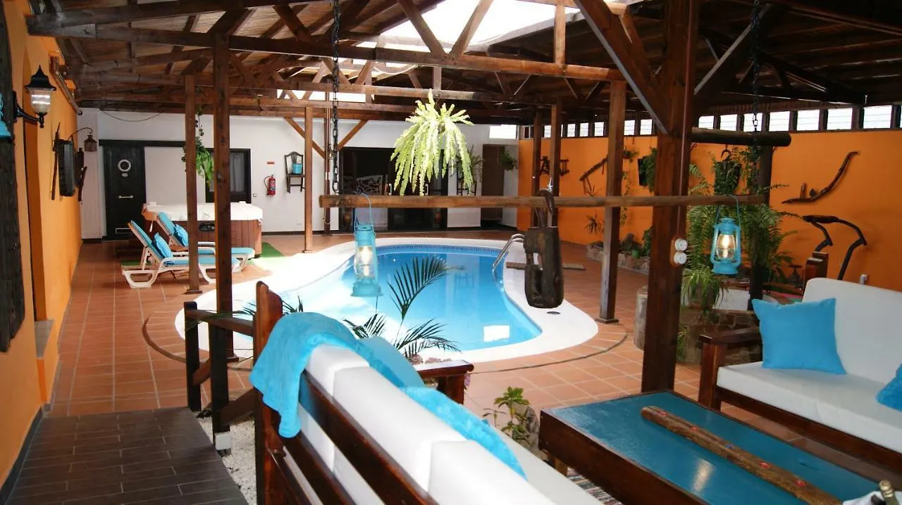 Villa Spa Las Tinajas Triquivijate