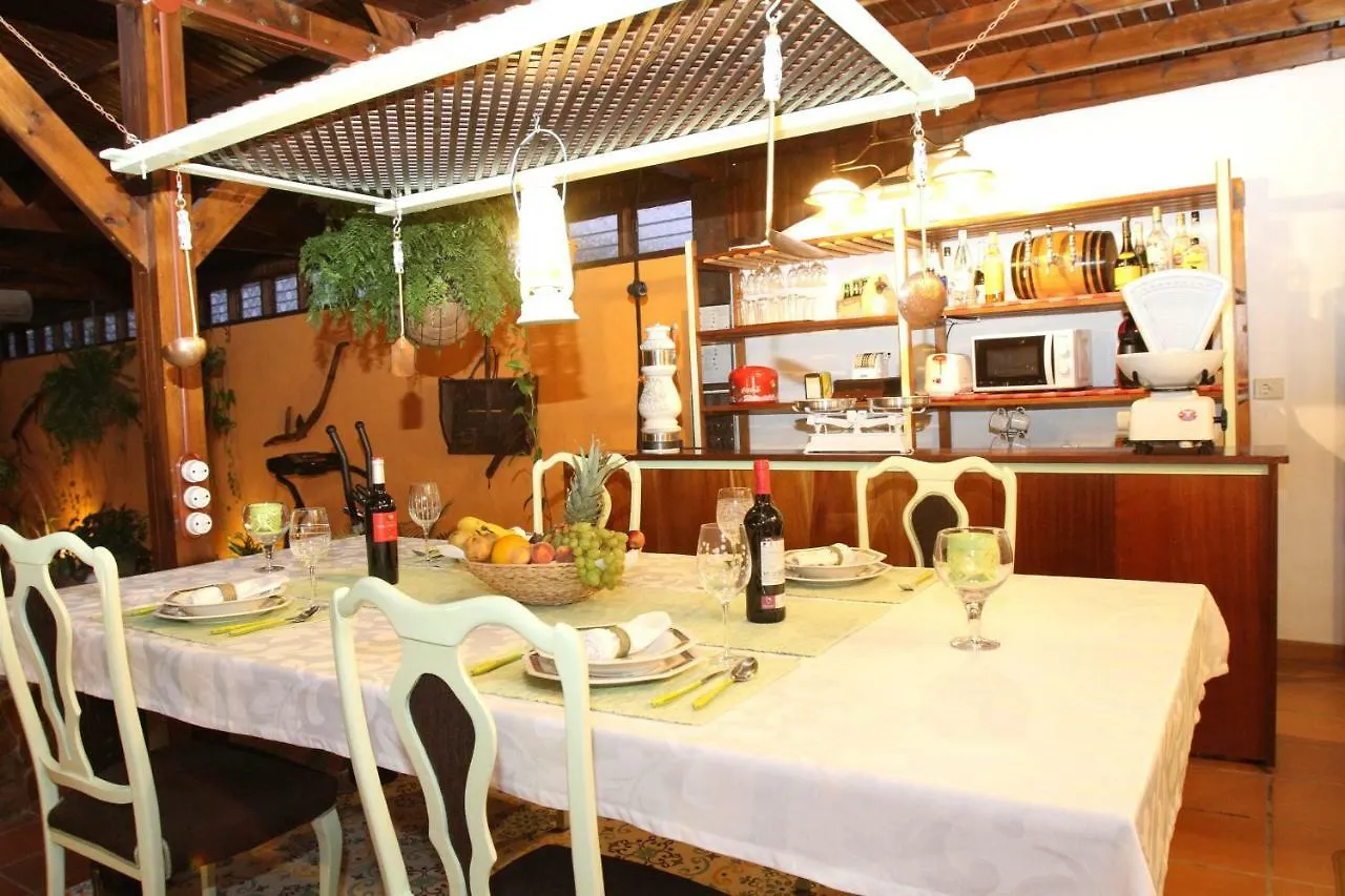 Villa Spa Las Tinajas Triquivijate