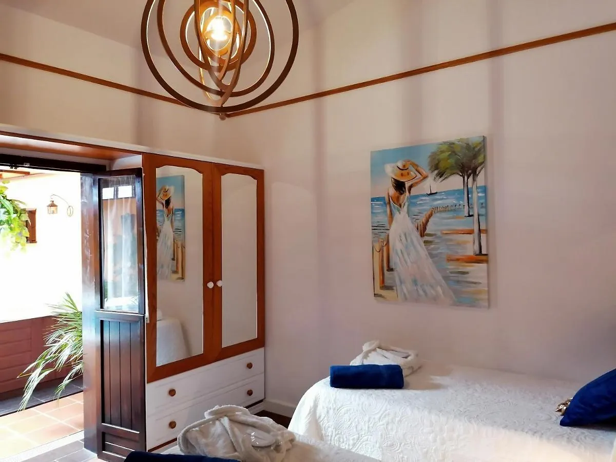 Villa Spa Las Tinajas Triquivijate Spain